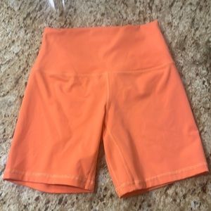 Pink Lily biker shorts size small